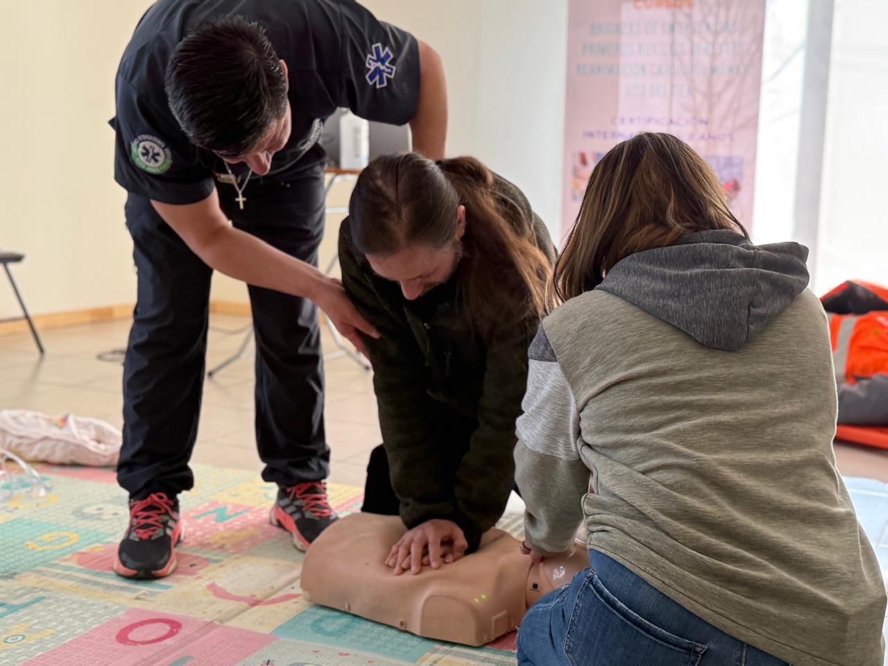 Curso RCP y DEA para recinto reportivo